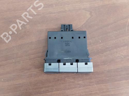 Switch NISSAN X-TRAIL I (T30) 2.2 Di 4x4 | BP23225929I30 