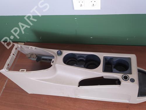 Used Armrest / Center console LAND ROVER FREELANDER 2 (L359) 2.2 TD4 4x4 (152 hp) 22636025
