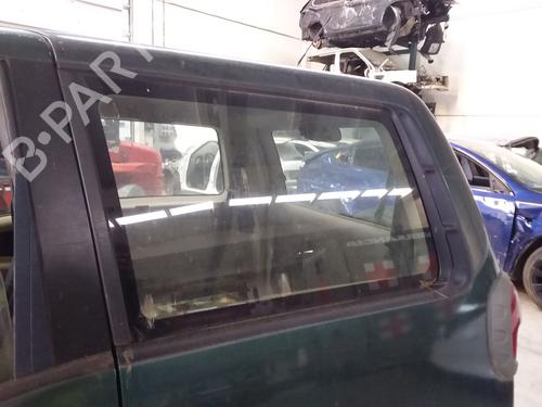 Panel rude bagtil venstre NISSAN TERRANO II (R20) 2.7 TDi 4WD (125 hp) 31761121