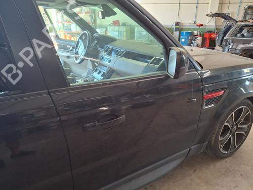 Used Right front door LAND ROVER RANGE ROVER SPORT I (L320) 3.0 D 4x4 (245 hp) 18952496
