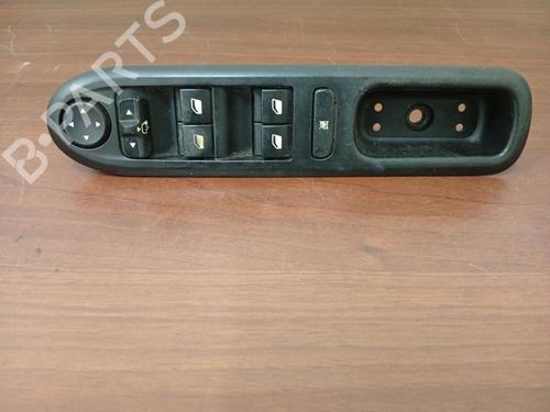 Used Left front window switch PEUGEOT 407 (6D_) [2004-2011]  28581896