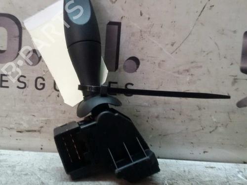 Steering column stalk FORD FIESTA V (JH_, JD_) 1.4 TDCi | BP17847031I23 
