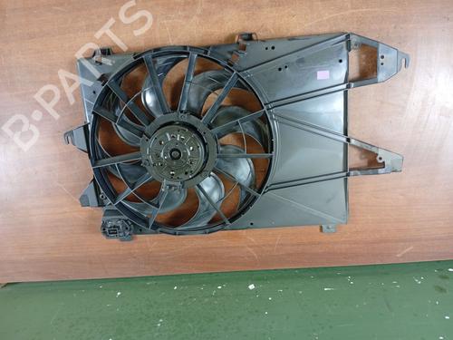 Used Radiator fan FORD MONDEO II Turnier (BNP) [1996-2000]  31158794