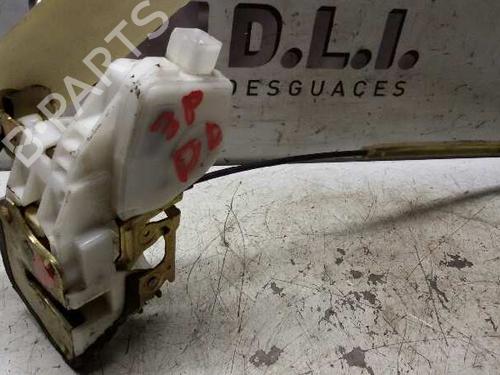 Used Front right lock MITSUBISHI PAJERO III (V7_W, V6_W) 3.2 Di-D (V68W) (160 hp) 17846066