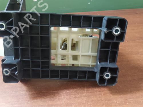 Gear lever LAND ROVER FREELANDER 2 (L359) 2.2 TD4 4x4 | BP17855261M90 
