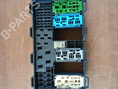 Used Fuse box FORD FOCUS I (DAW, DBW) [1998-2009]  31132839