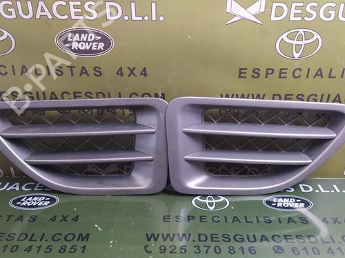 Front grille LAND ROVER RANGE ROVER SPORT I (L320) 2.7 D 4x4 (190 hp) 17850614