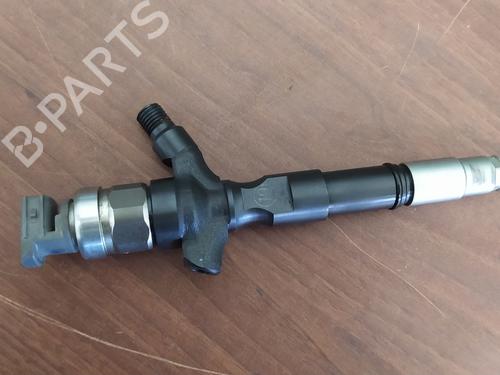 Injector TOYOTA LAND CRUISER PRADO (_J12_) 3.0 D-4D (KDJ120, KDJ125) | BP18823037M100 