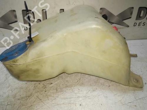 Used Windscreen washer tank LAND ROVER DEFENDER Station Wagon (L316) 2.5 Td5 4x4 (L316) (122 hp) 17843235