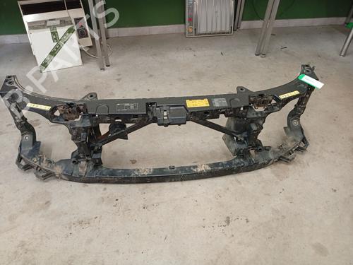 Used Front slam panel Front slam panel LAND ROVER DISCOVERY III (L319) 2.7 TD 4x4 (190 hp) 34471505 34471505