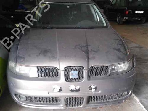 Windscreen washer tank SEAT LEON (1M1)  | BP18063152C113 