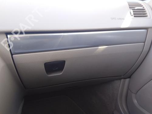 Used Glove box VOLVO XC90 I (275) D5 AWD (185 hp) 25493996