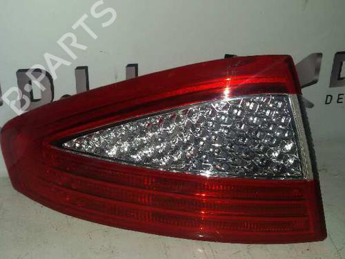 Used Left taillight FORD MONDEO IV (BA7) 2.0 TDCi (163 hp) 17840682