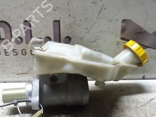 Brake master cylinder FORD FIESTA V (JH_, JD_) 1.4 TDCi | BP17848215M77 