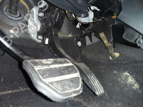 Used Pedal LAND ROVER DISCOVERY IV (L319) [2009-2018]  25760193