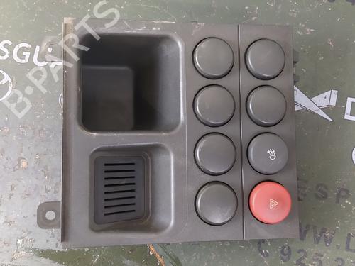 Used Warning switch IVECO DAILY III Van 35 S 13 V,35 C 13 V (125 hp) 18681586