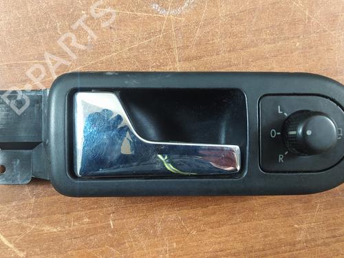 Used Front left interior door handle VW GOLF IV (1J1) 1.9 TDI (110 hp) 25254911