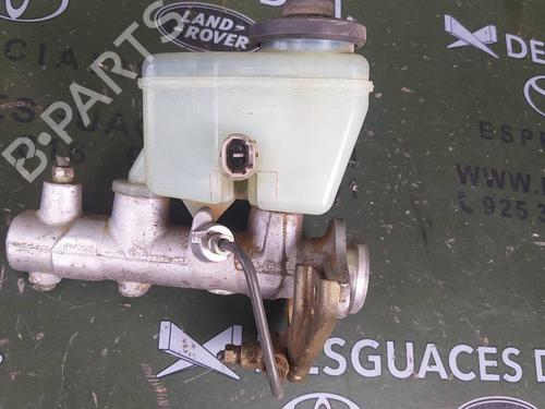 Used Brake master cylinder TOYOTA LAND CRUISER 90 (_J9_) 3.0 TD (KZJ90_, KZJ95_, KZJ90R, KZJ95R, KZJ90W, KZJ95W) (125 hp) 17851932