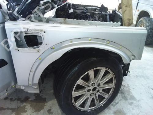 Used Right front fenders LAND ROVER DISCOVERY III (L319) [2004-2009]  25740861