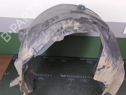 Used Wheel arch LAND ROVER DISCOVERY III (L319) 2.7 TD 4x4 (190 hp) 17854832