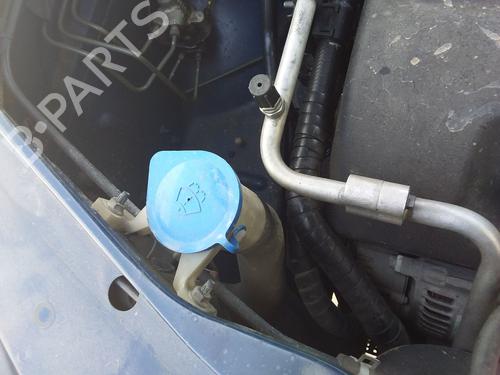 Used Windscreen washer tank LAND ROVER FREELANDER I (L314) 2.0 DI 4x4 (98 hp) 26222687