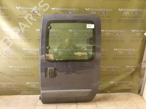 Porta lateral/correr esquerda RENAULT KANGOO (KC0/1_) 1.5 dCi (KC07) (65 hp) 17850271