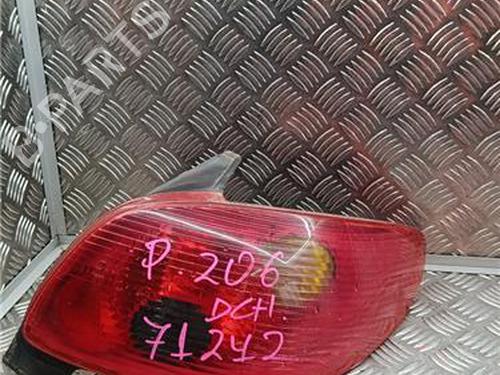 Used Right taillight Right taillight PEUGEOT 206 Hatchback (2A/C) 1.4 i (75 hp) 32431643 32431643