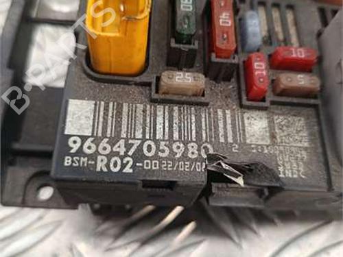 Fuse box CITROËN C5 II (RC_) 2.2 HDi | BP36173672E1 - Image 3