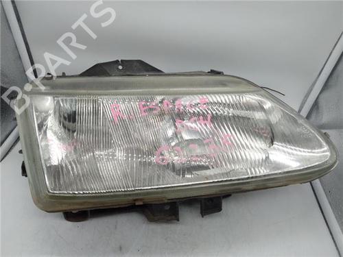 Used Right headlight Right headlight RENAULT ESPACE III (JE0_) 2.2 D (114 hp) 18378408 18378408