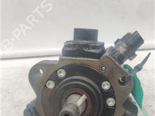 Used Injection pump OPEL SIGNUM Hatchback (Z03) 1.9 CDTI (F48) (120 hp) 18007584