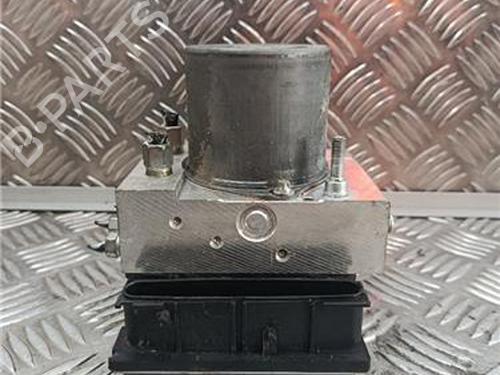 Used ABS pump ABS pump INFINITI FX 30d AWD (238 hp) 33418228 33418228