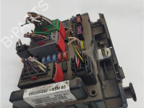 Used Fuse box PEUGEOT 307 (3A/C) 1.6 HDi 110 (109 hp) 23646952
