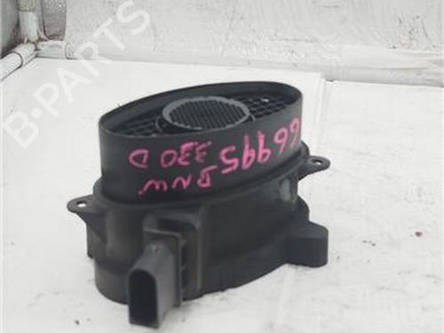 Used Mass air flow sensor BMW 3 (E90) 330 d (231 hp) 28613586