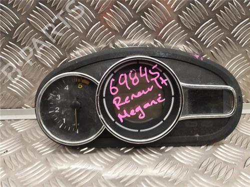 Used Instrument cluster RENAULT MEGANE III Hatchback (BZ0/1_, B3_) 1.5 dCi (106 hp) 30404256