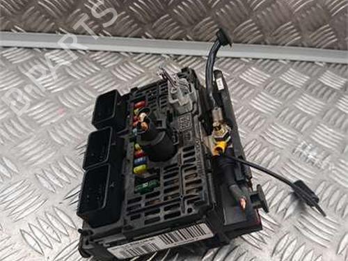 Used Fuse box Fuse box CITROËN C4 I (LC_) 1.6 HDi (90 hp) 36147960 36147960