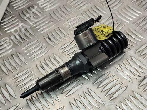 Injector VW GOLF V (1K1) 2.0 TDI 16V | BP38527631M100 - Image 2