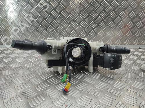 Spak kontakt RENAULT MEGANE III Grandtour (KZ0/1) 1.5 dCi (KZ09, KZ0D, KZ1G, KZ29, KZ14, KZ1W, KZ10, KZ1F,... (110 hp) 30652961