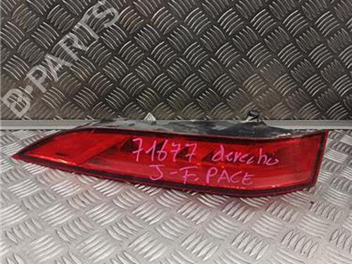 right-taillight-jaguar-f-pace-x761-2015-34145413 main image