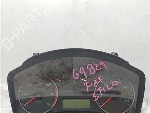 Used Instrument cluster FIAT STILO (192_) 1.9 JTD (140 hp) 29017521