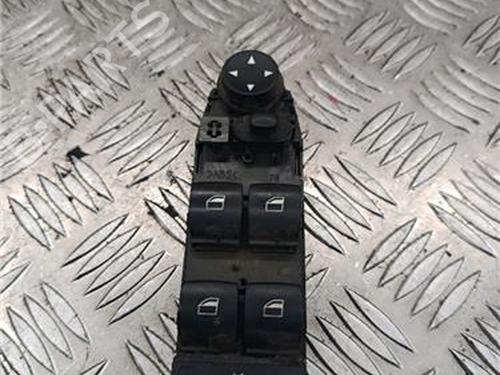 Used Left front window switch BMW 5 Touring (E61) 525 d (197 hp) 32223629