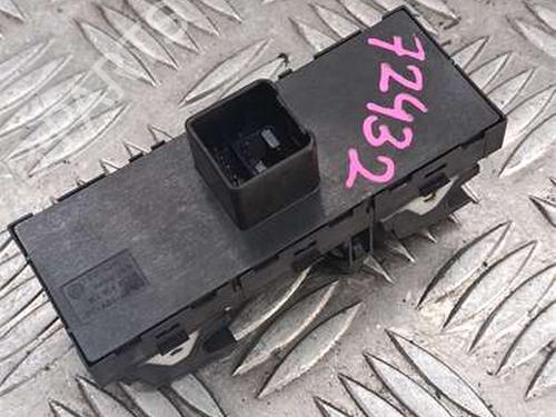 Left front window switch VW PASSAT B6 (3C2) 2.0 TDI | BP37455747I27 - Image 2