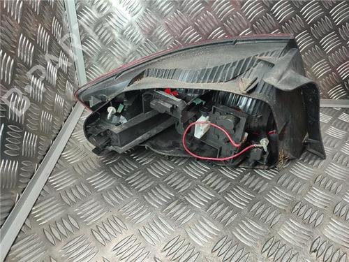 Right taillight PEUGEOT 407 (6D_) 2.0 HDi 135 (6DRHRH, 6DRHRE, 6DRHRG, 6DRHRJ) | BP30916217C35