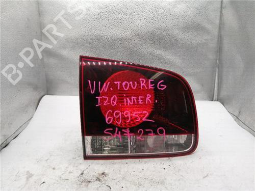 Venstre baglygte bagklap VW TOUAREG (7LA, 7L6, 7L7) 3.0 V6 TDI (225 hp) 29380108