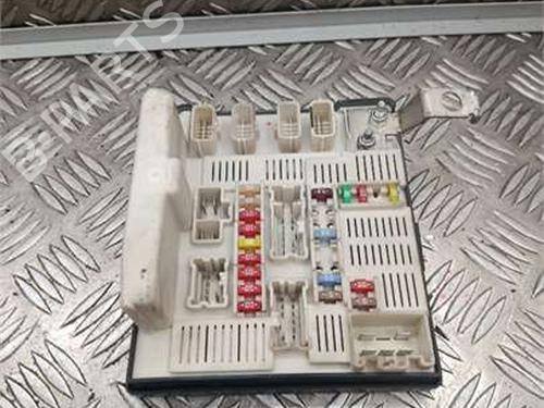 Used Fuse box Fuse box RENAULT MEGANE II (BM0/1_, CM0/1_) 1.4 16V (BM0B, CM0B) (98 hp) 36173664 36173664