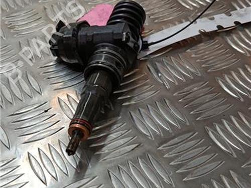 Used Injector VW CADDY III Box Body/MPV (2KA, 2KH, 2CA, 2CH) 1.9 TDI (105 hp) 29902103