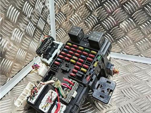 Fuse box CITROËN SAXO (S0, S1) 1.5 D | BP30047774E1 