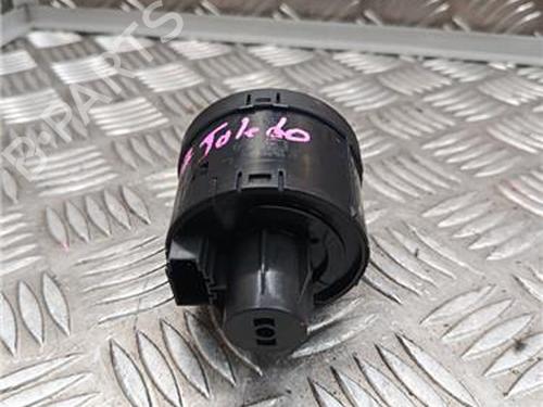 Switch SEAT TOLEDO IV (KG3) 1.6 TDI | BP32277026I30 - Image 2