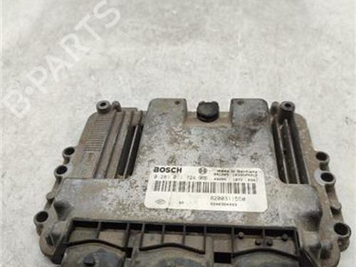 Module électronique RENAULT ESPACE IV (JK0/1_) 2.2 dCi (JK0H) (150 hp) 18004651