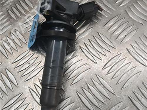 Used Ignition coil TOYOTA AVENSIS (_T22_) 1.6 VVT-i (ZZT220_, ZZT220R) (110 hp) 31962520