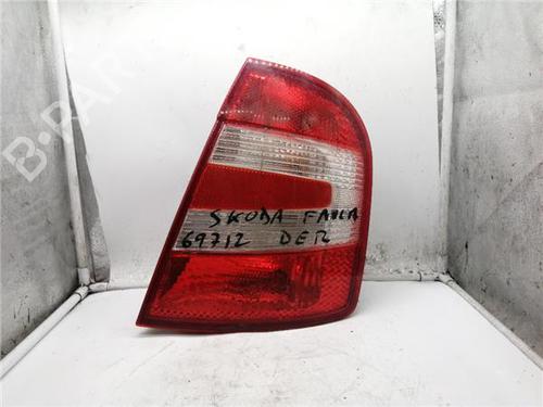 Høyre baklys SKODA FABIA I (6Y2) 1.2 (64 hp) 28445432